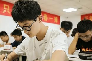 杨毅：早说若斯托茨能忍则雄鹿帅位就他的 得接受中国人民再教育